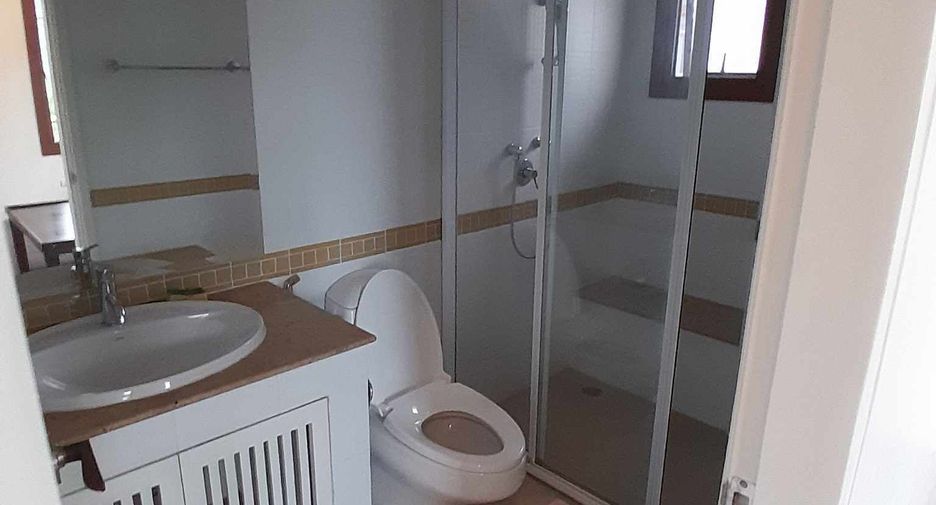 Haus zur Miete mit 5 Zimmer in Suan Luang, Bangkok