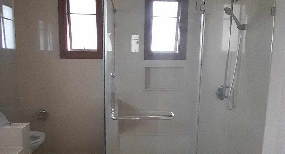 Haus zur Miete mit 5 Zimmer in Suan Luang, Bangkok