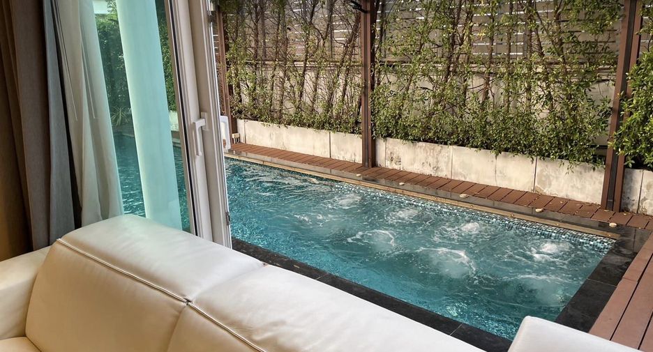 Casa en alquiler de 3 habitaciones en Prawet, Bangkok