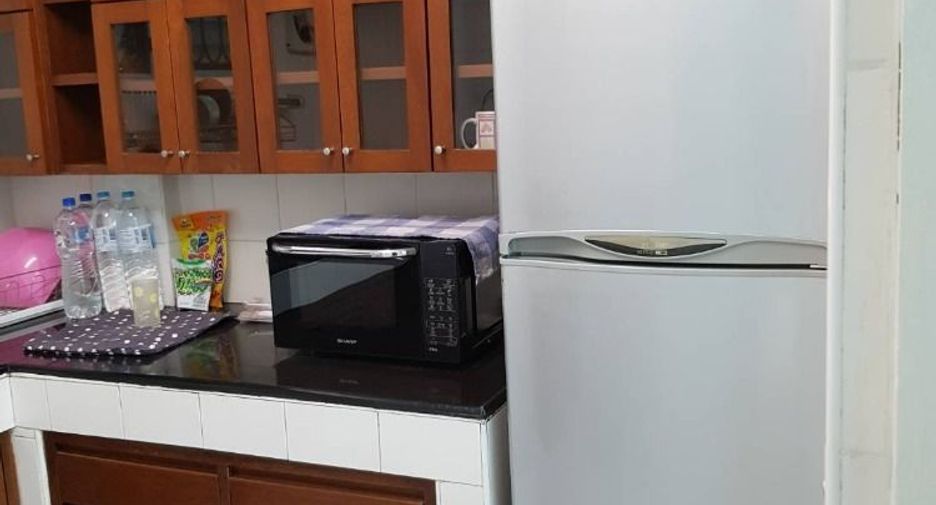 出租 3 卧室 独立屋 在 Saphan Sung, 曼谷