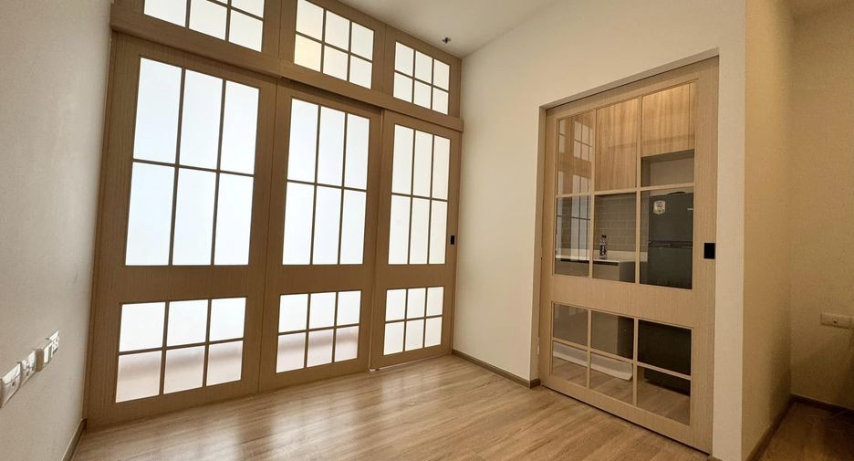 For rent 1 bed condo in Ratchathewi, Bangkok