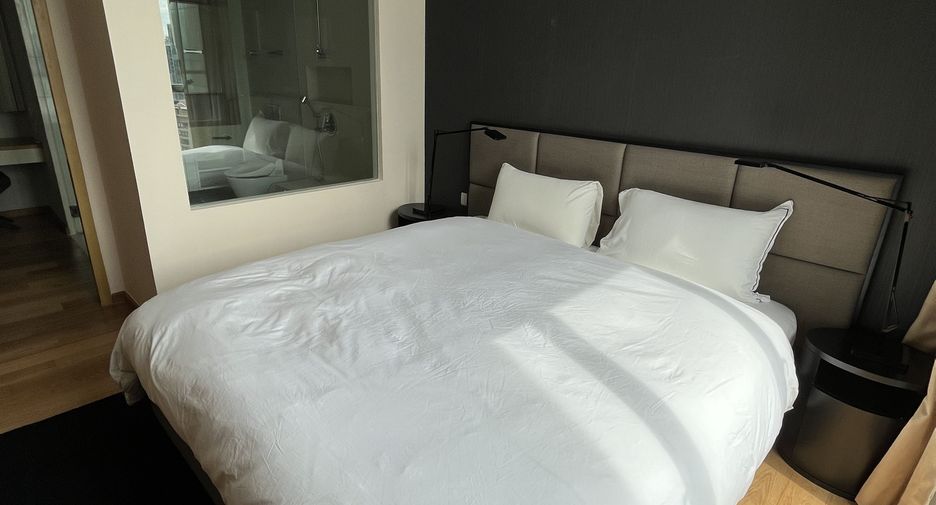 For rent 1 bed condo in Khlong Toei, Bangkok