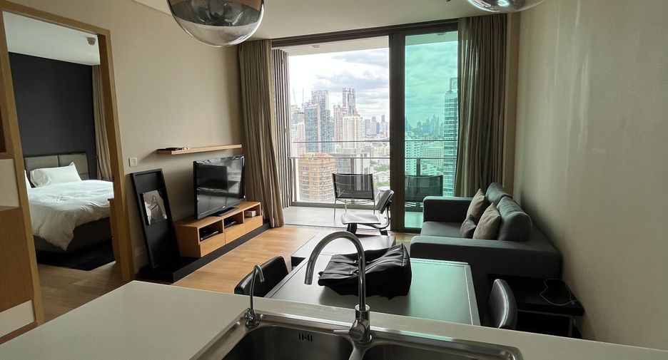 For rent 1 bed condo in Khlong Toei, Bangkok