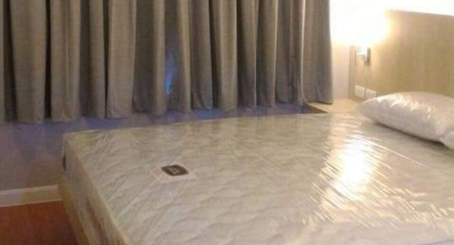 For rent 1 Beds condo in Huai Khwang, Bangkok