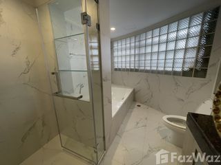 Apartamento en alquiler de 3 habitaciones en Khlong Toei, Bangkok