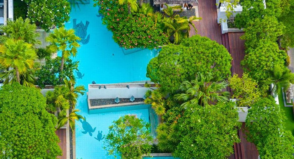 For rent 3 bedrooms condo in Pathum Wan, Bangkok