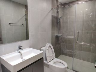 Condo en alquiler de 1 habitaciones en Bang Rak, Bangkok