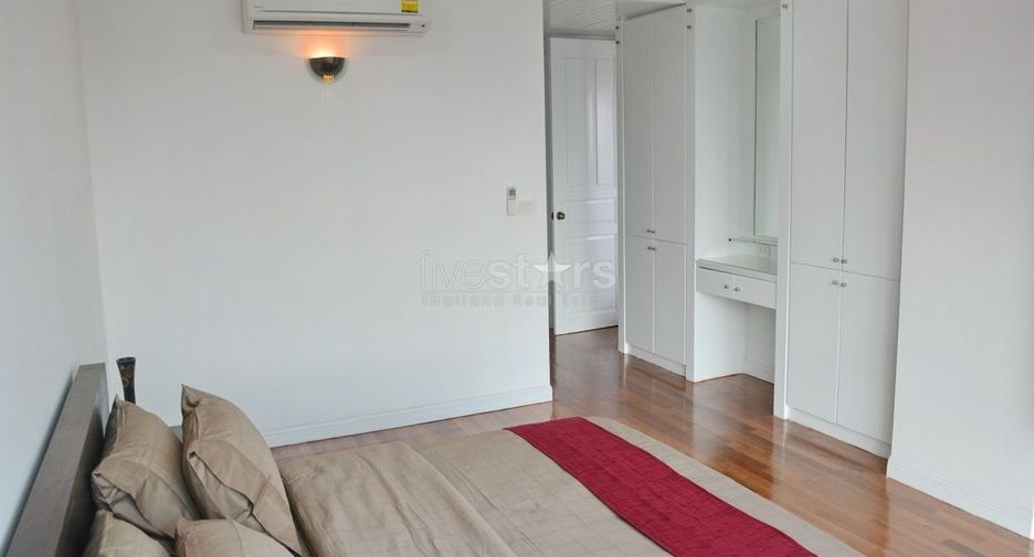Condo en alquiler de 3 habitaciones en Pathum Wan, Bangkok
