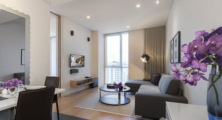 For rent 2 bedrooms apartment in Watthana, Bangkok