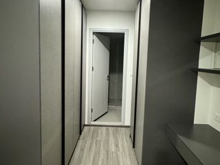Wohnung zur Miete mit 1 Zimmer in Bang Rak, Bangkok
