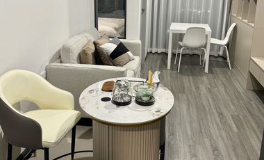 For rent 1 bed condo in Bang Rak, Bangkok