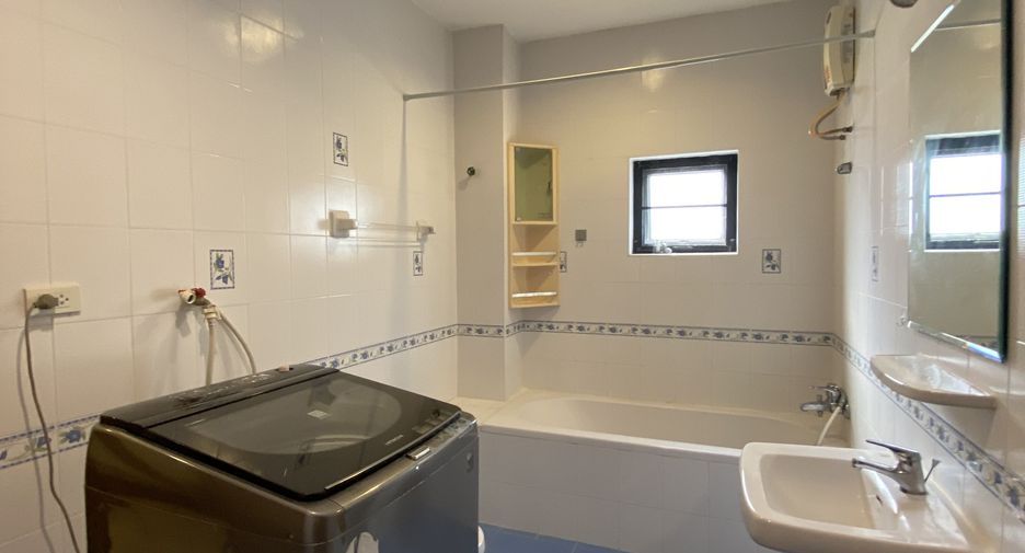 Apartment zur Miete mit 3 Zimmer in Watthana, Bangkok