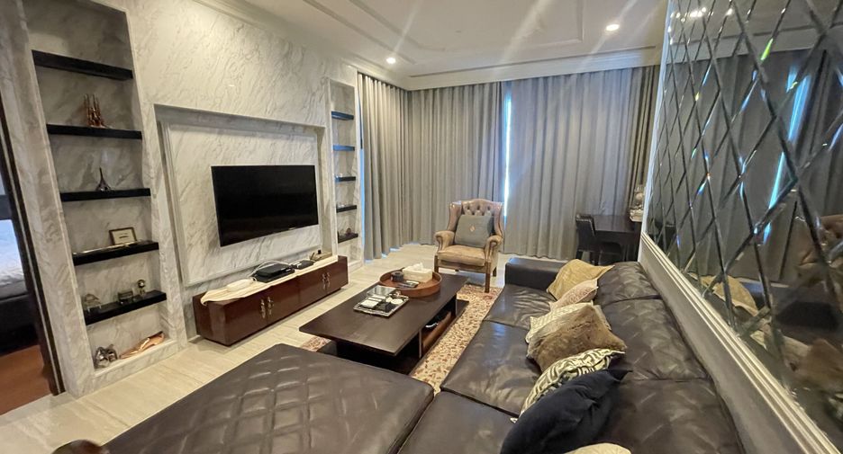 À louer 2 chambres condo à Pathum Wan, Bangkok