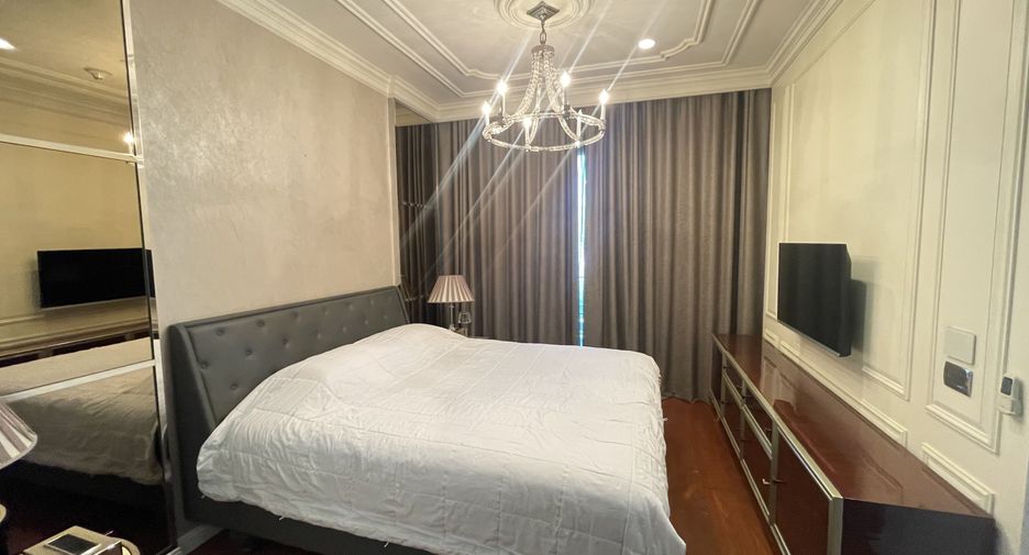 À louer 2 chambres condo à Pathum Wan, Bangkok