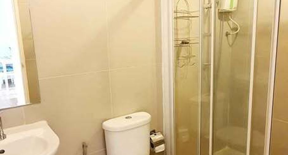 Condo en alquiler de 1 habitaciones en Bang Na, Bangkok