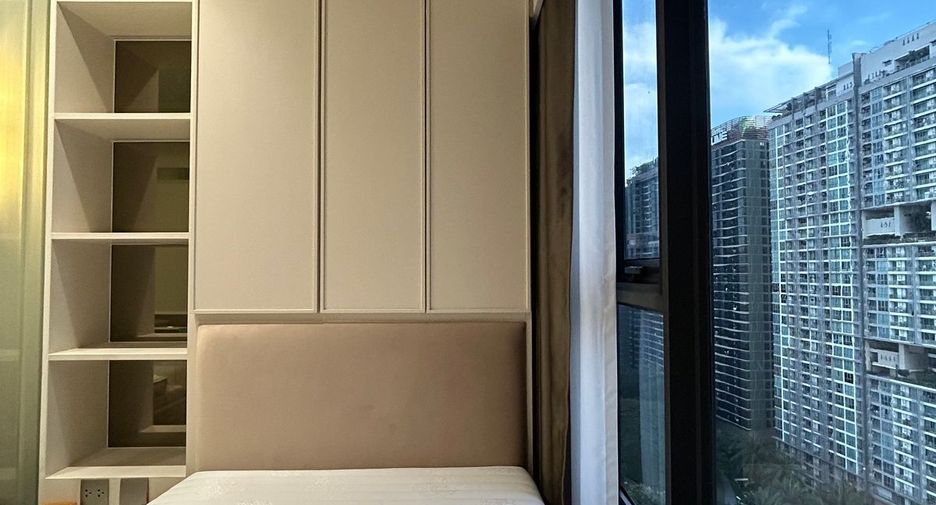 For rent 2 bedrooms condo in Chatuchak, Bangkok