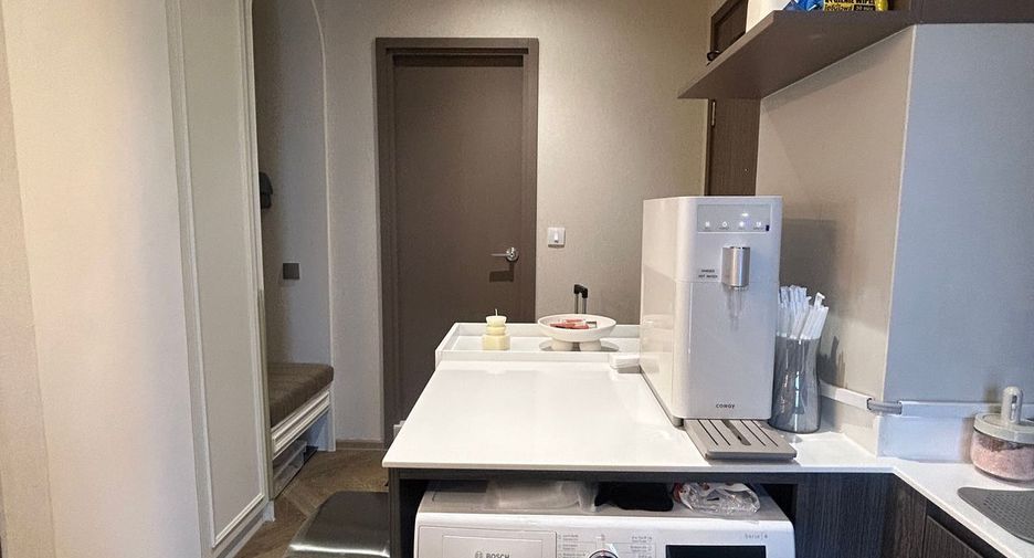 For rent 2 bedrooms condo in Chatuchak, Bangkok