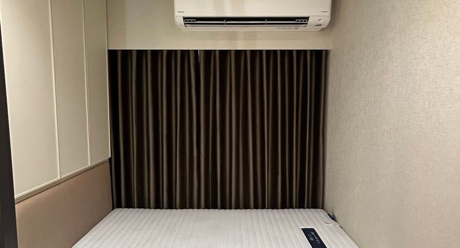 For rent 2 bedrooms condo in Chatuchak, Bangkok