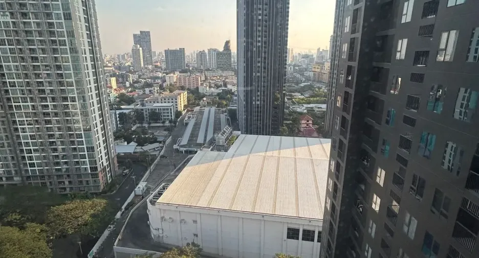 For rent 2 bedrooms condo in Chatuchak, Bangkok