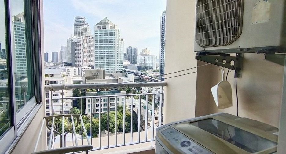 Condo en alquiler de 1 habitaciones en Khlong Toei, Bangkok