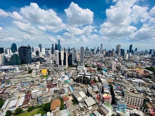 Condo en alquiler de 1 habitaciones en Bang Rak, Bangkok