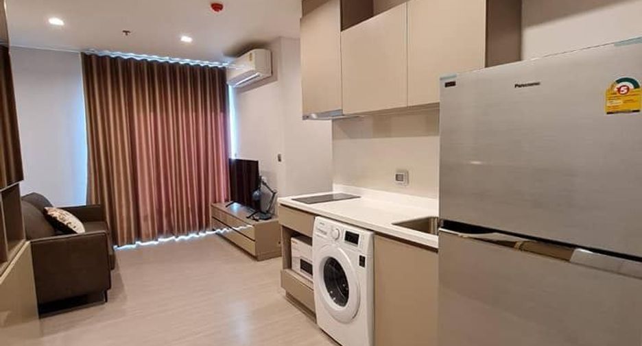 For rent 2 bedrooms condo in Phra Khanong, Bangkok