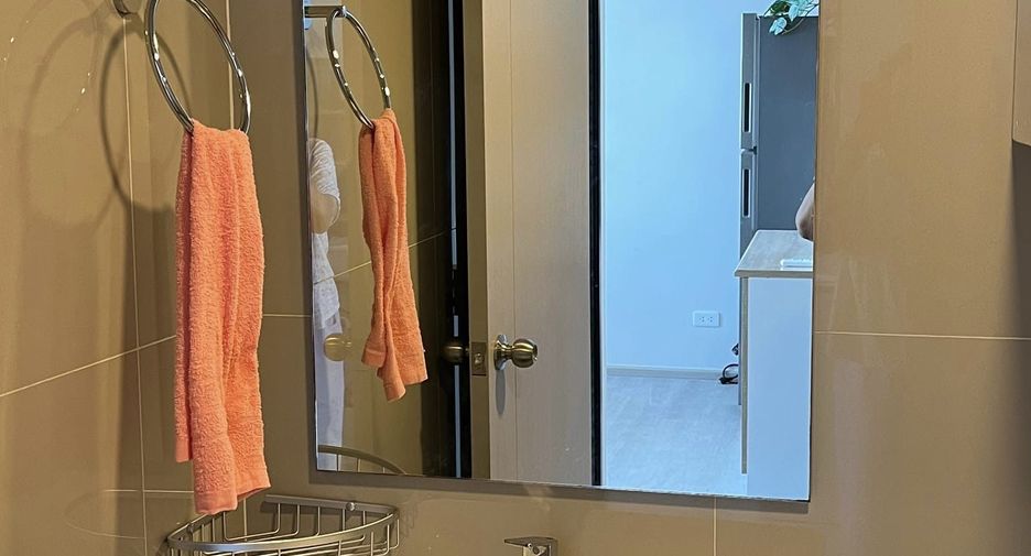 For rent 1 bed condo in Bang Phlat, Bangkok