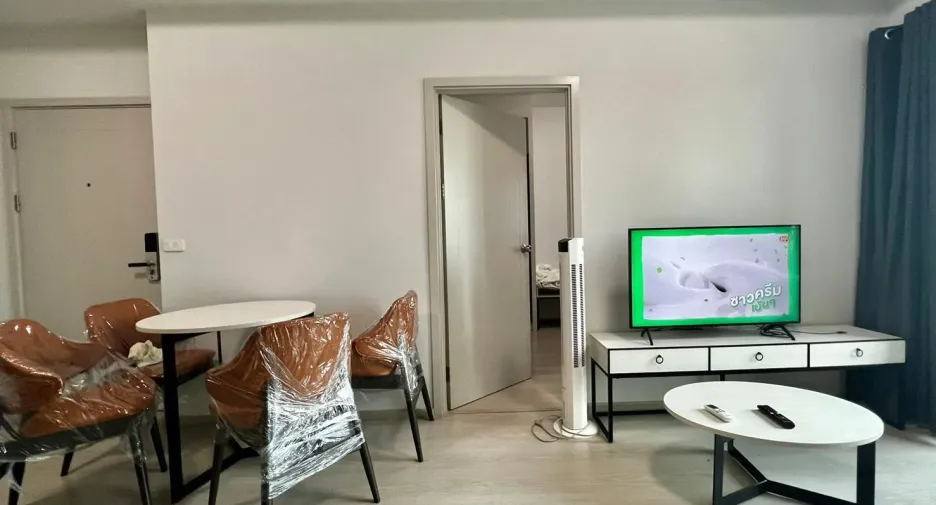 For rent 2 bedrooms condo in Bang Sue, Bangkok