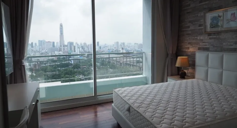 For rent 3 ベッドルーム condo in Watthana, Bangkok