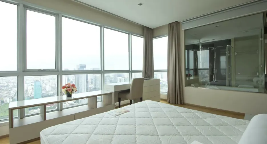 For rent 2 bedrooms condo in Watthana, Bangkok