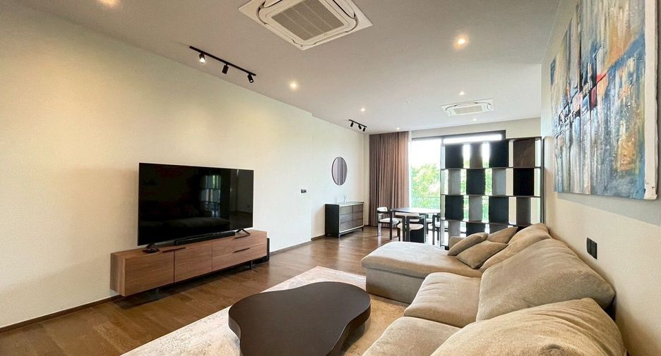 For rent 4 bedrooms house in Suan Luang, Bangkok