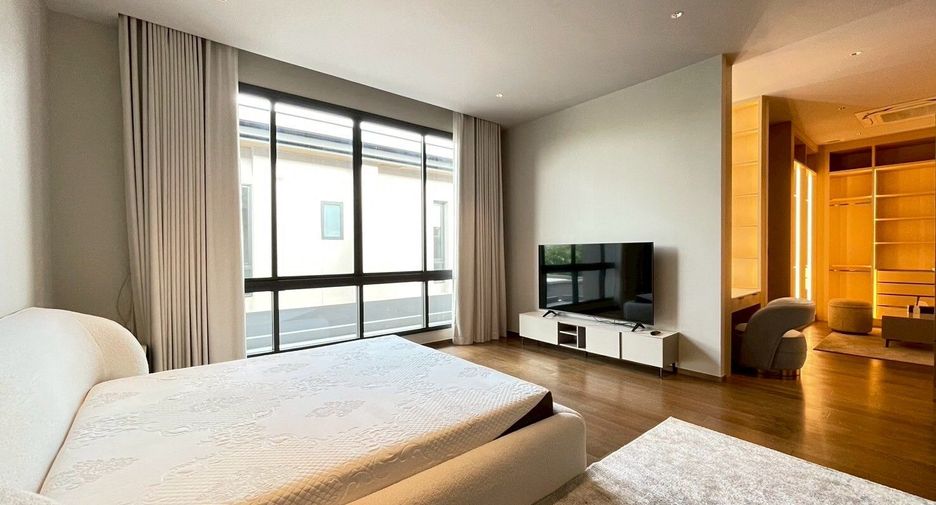 For rent 4 bedrooms house in Suan Luang, Bangkok