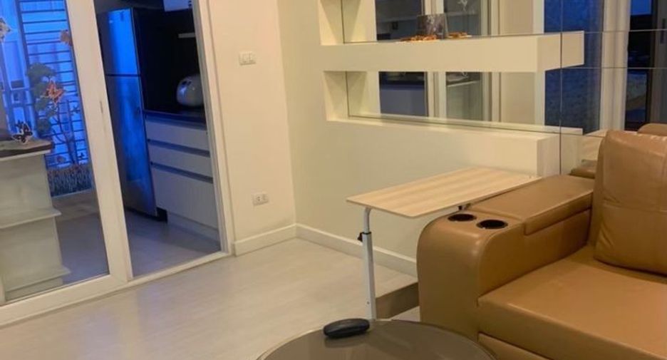 Wohnung zur Miete mit 1 Zimmer in Khlong San, Bangkok