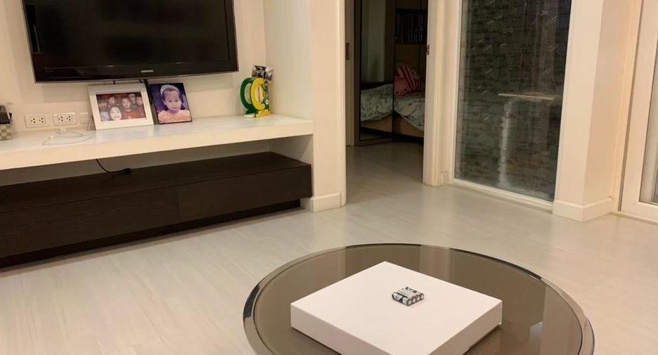 Wohnung zur Miete mit 1 Zimmer in Khlong San, Bangkok