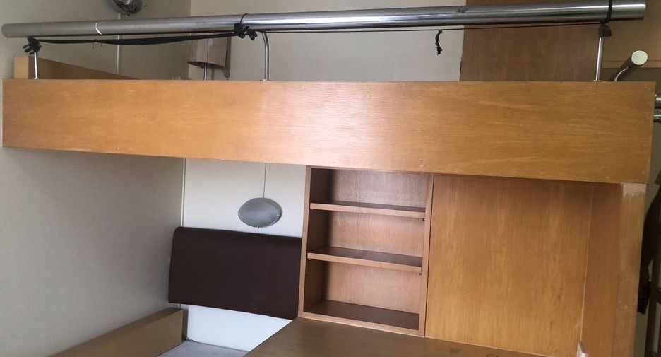 For rent 2 bedrooms condo in Yan Nawa, Bangkok