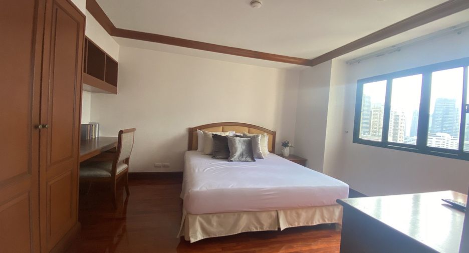 Wohnung zur Miete mit 3 Zimmer in Watthana, Bangkok