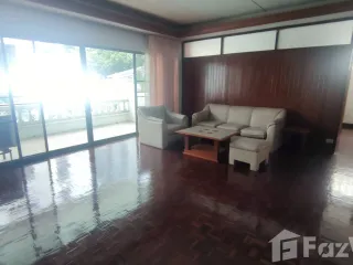 À louer 3 chambres appartement à Khlong Toei, Bangkok