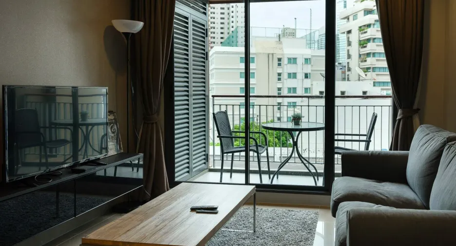 Condo en alquiler de 2 habitaciones en Khlong Toei, Bangkok