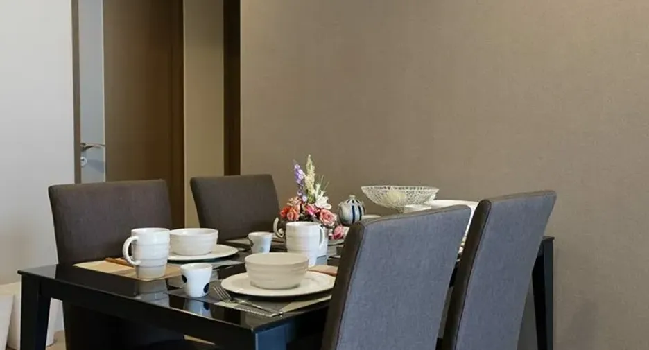 Condo en alquiler de 2 habitaciones en Khlong Toei, Bangkok