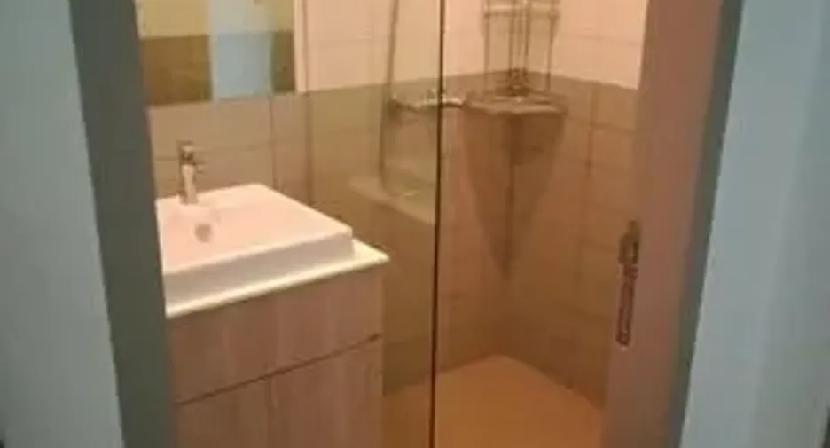 Condo en alquiler de 2 habitaciones en Phra Khanong, Bangkok