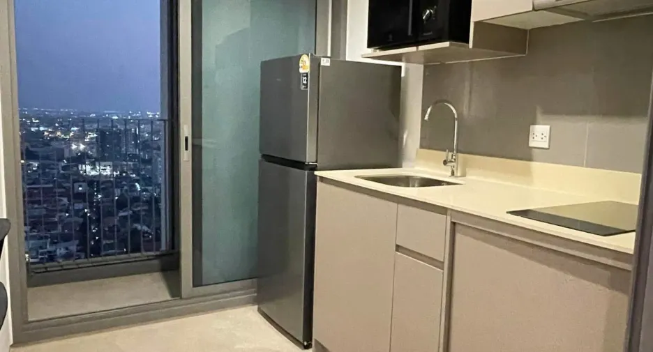 For rent 1 bed condo in Bang Na, Bangkok