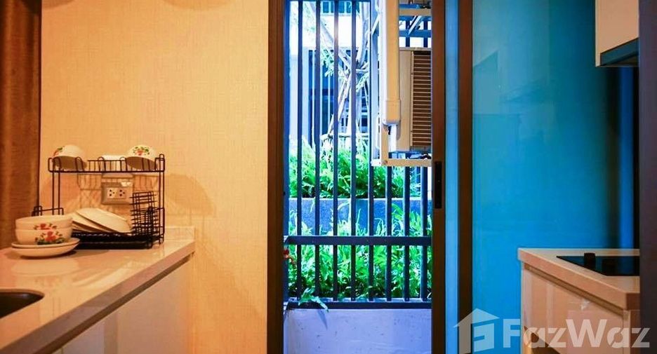 Condo en alquiler de 1 habitaciones en Khlong Toei, Bangkok