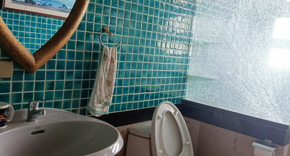For rent 2 bedrooms condo in Bang Kho Laem, Bangkok