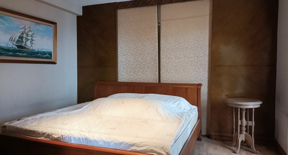 For rent 2 bedrooms condo in Bang Kho Laem, Bangkok