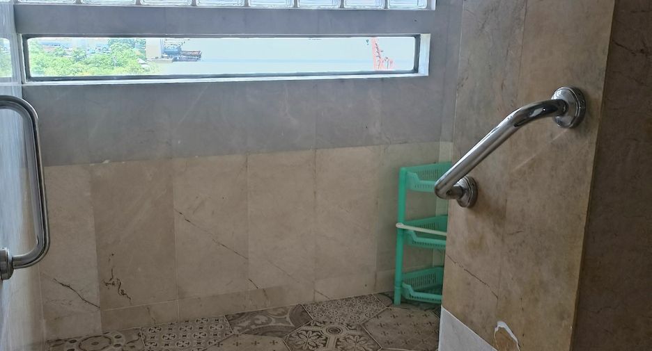 For rent 2 bedrooms condo in Bang Kho Laem, Bangkok
