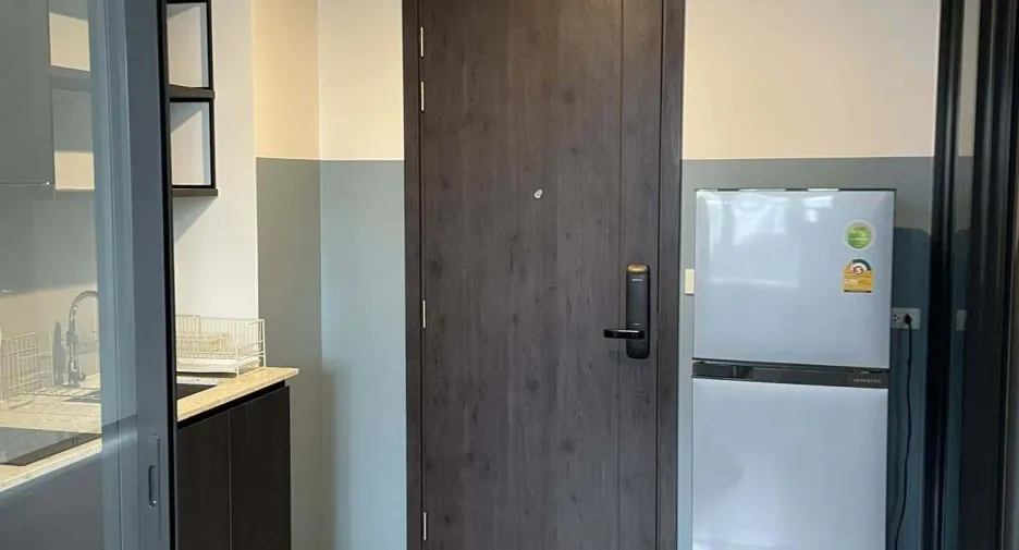 For rent 1 bed condo in Huai Khwang, Bangkok