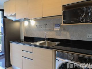 Condo en alquiler de 1 habitaciones en Yan Nawa, Bangkok