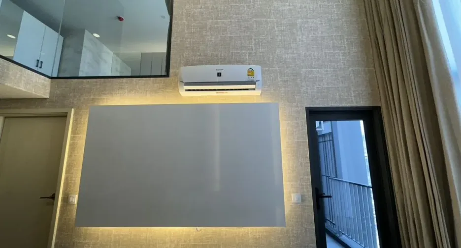 For rent 2 bedrooms condo in Khlong Toei, Bangkok