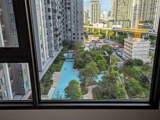 À louer 1 chambre condo à Thon Buri, Bangkok