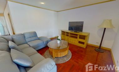 For rent 3 bedrooms condo in Khlong Toei, Bangkok